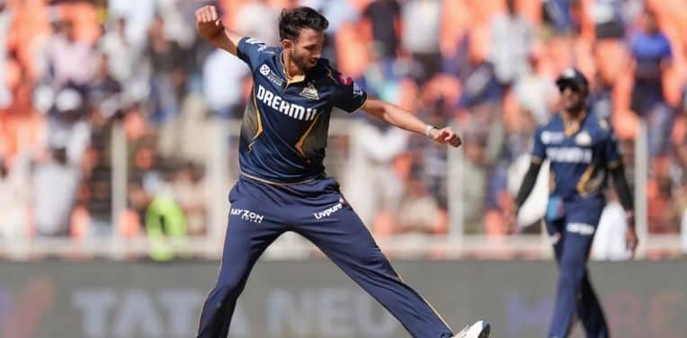 Prasidh Krishna (2025) – 25 Wickets Prasidh Krishna (2025) – 25 Wickets