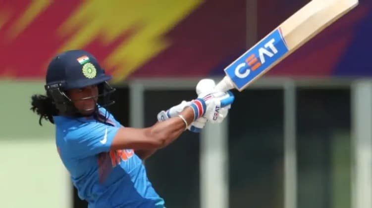 India Women - 194/5
