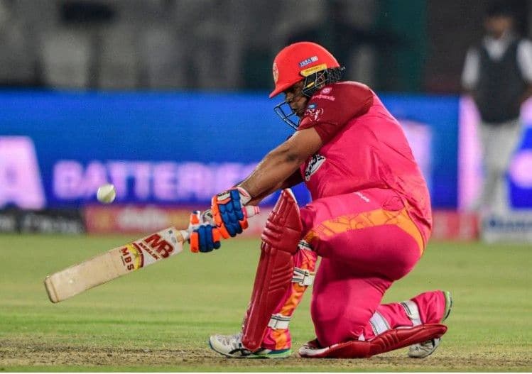 Azam Khan – 105m Six In PSL Azam Khan – 105m Six In PSL