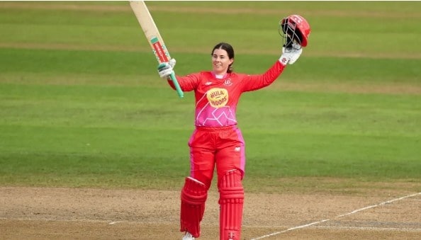 Tamsin Beaumont -118 Fours Hundred Women's History Tamsin Beaumont -118 Fours in Hundred Women's History