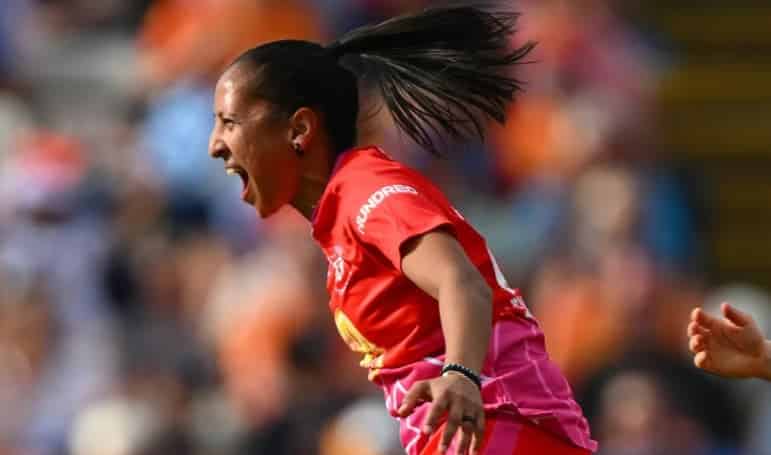 Shabnim Ismail – Oval Invincibles / Welsh Fire Shabnim Ismail – Oval Invincibles / Welsh Fire