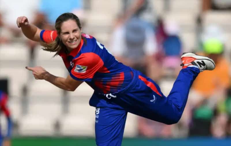 Sophie Molineux – Birmingham Phoenix / Southern Brave Sophie Molineux – Birmingham Phoenix / Southern Brave
