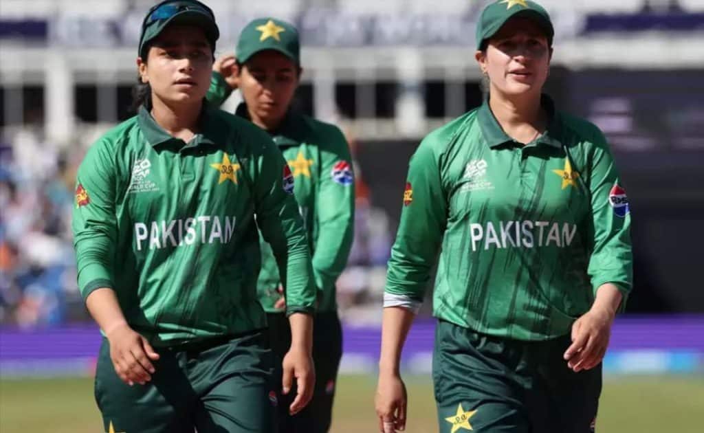 Pakistan Penalised for Slow Over Rate Against India in T20 WC