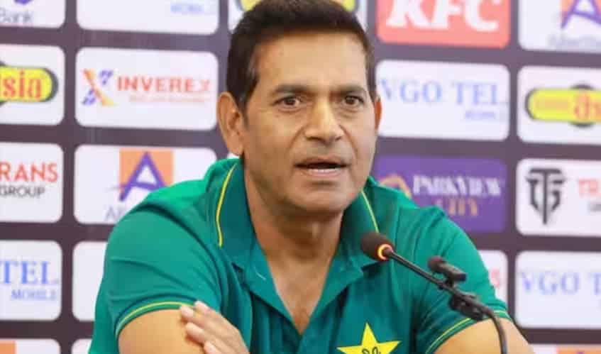 Aaqib Javed (Pakistan) Aaqib Javed (Pakistan)