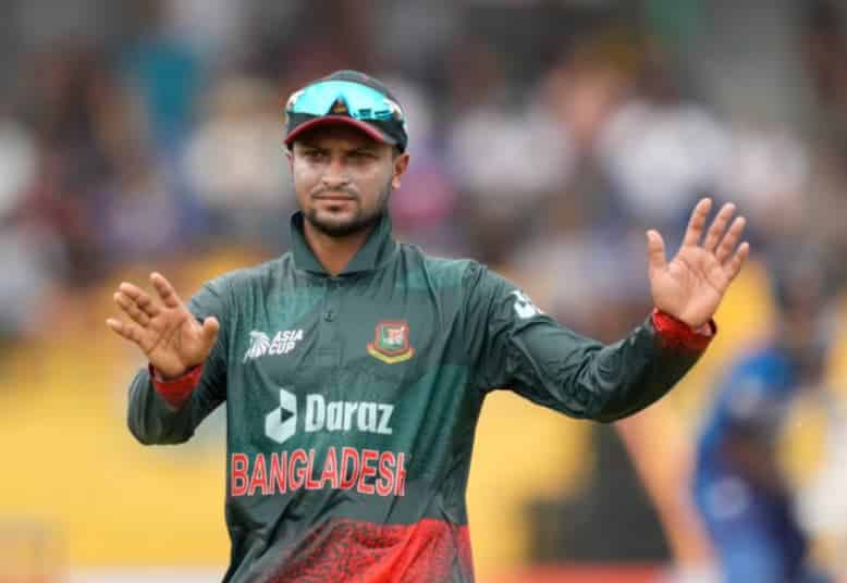 Shakib Al Hasan (Bangladesh) Shakib Al Hasan (Bangladesh)