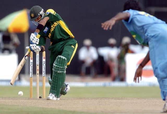 Shoaib Malik: 143 vs India (Colombo, 2004)
